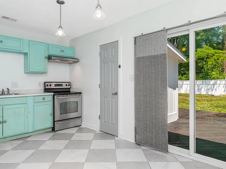 4070 Long Line Ln — Photo 9