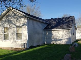 545 N East St, Winchester, IN 47394