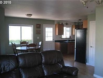 5th image of 1241 N Folsom Ct