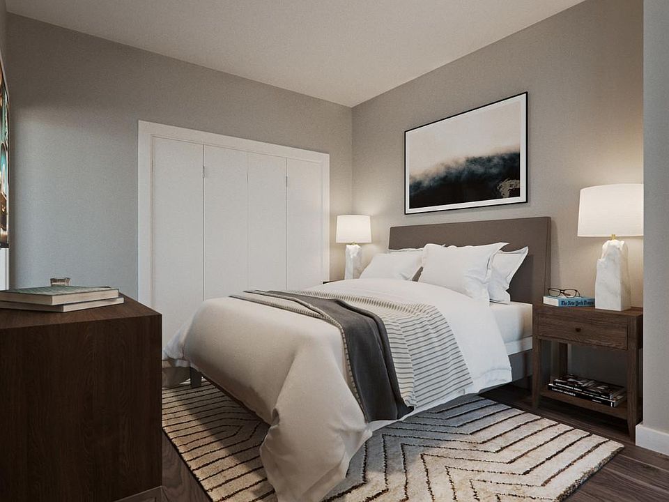 1st image of 100 W Ontario St