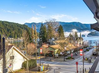 4323 Gallant Ave #203, North Vancouver, BC