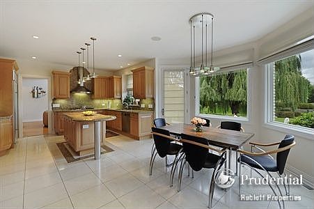 4th image of 1760 Orchid Ct