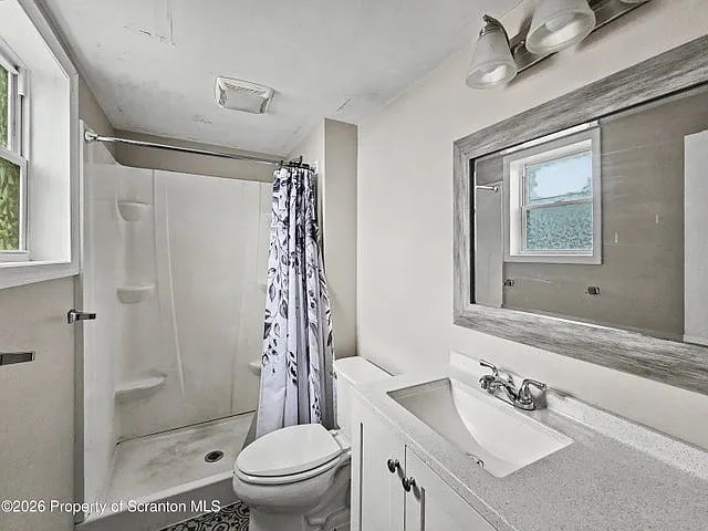 174-176 Cherry St — Photo 4