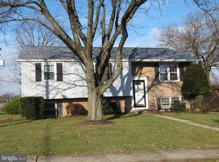 3 Maywood Ave, Reading, PA 19608