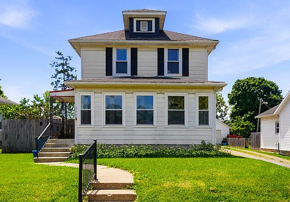 2nd image of 204 Washington Ave