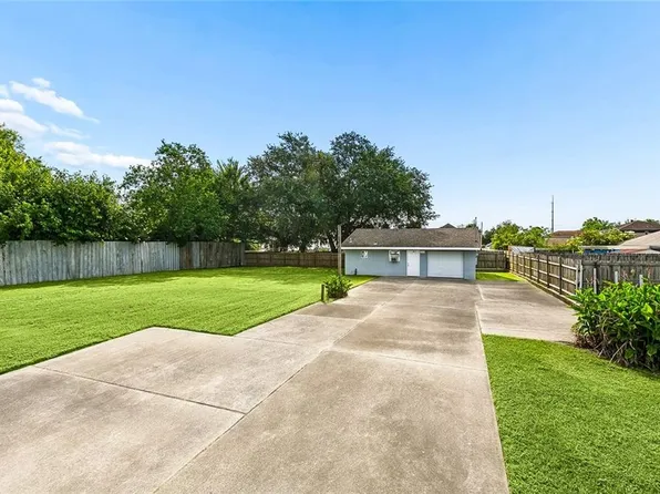 3613 Buffon St, Chalmette, LA 70043