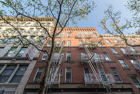 Rented by REAL New York | media 29