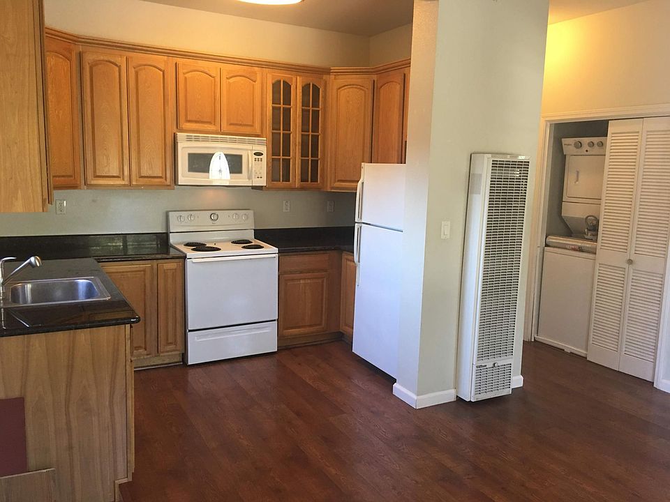 1st image of 453 Minor Ave