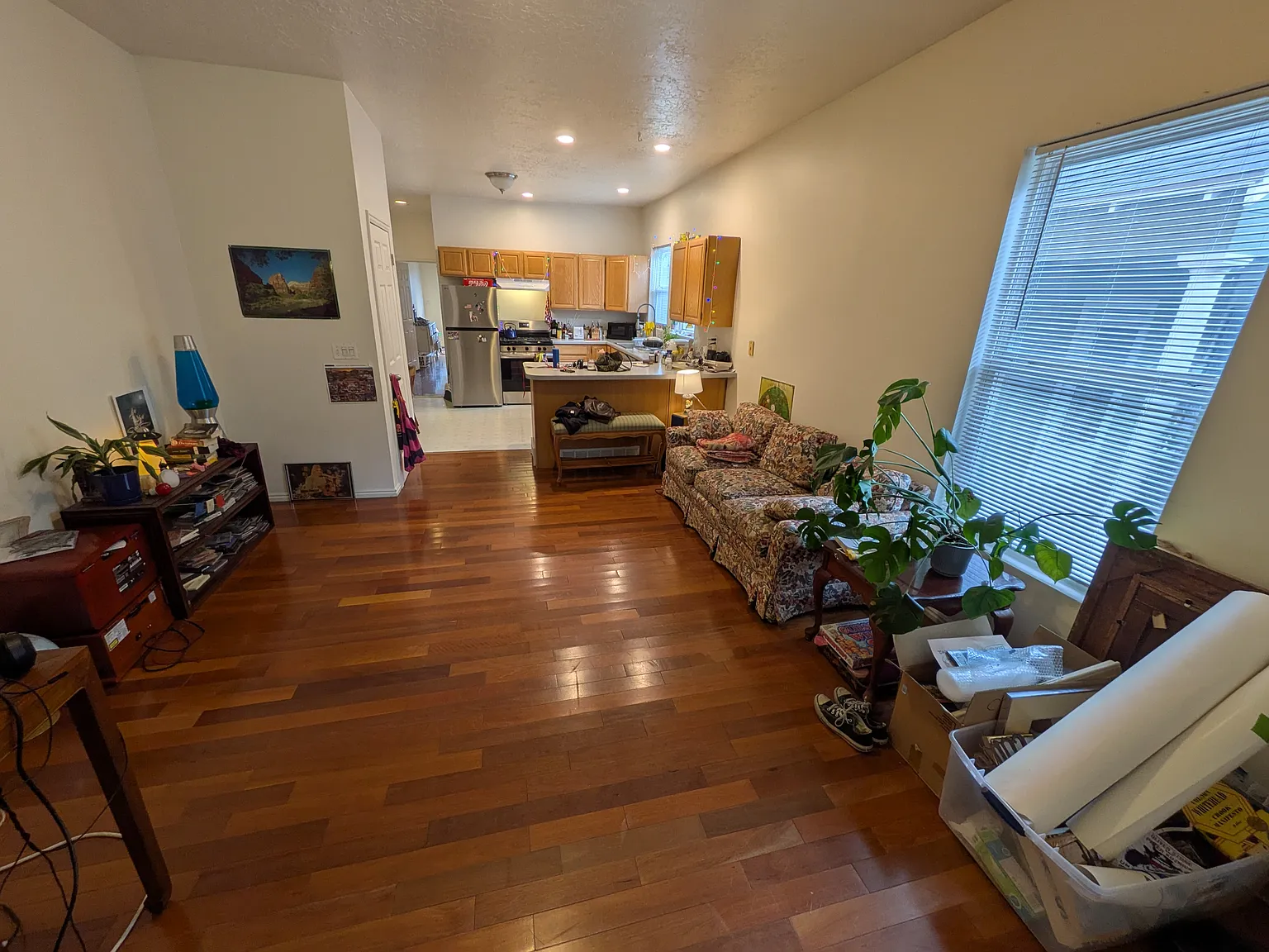 1 bed, 800 sqft, $1,295 — Photo 2