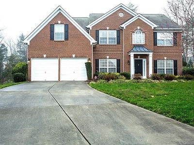 8307 Burgundy Ridge Dr, Harrisburg, NC, 28075