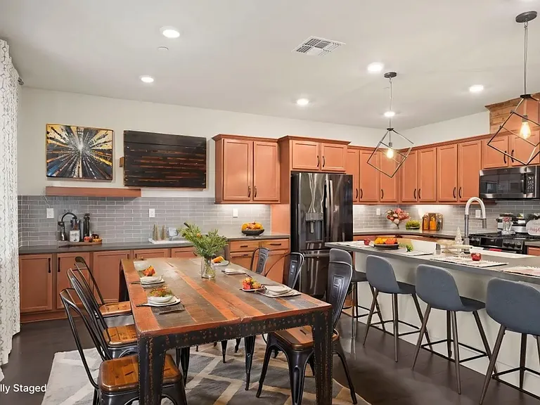 6041 Wandering Star Dr — Photo 4