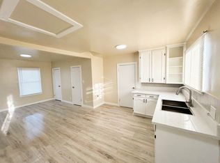 1047 W 48th St #1/2, Los Angeles, CA 90037