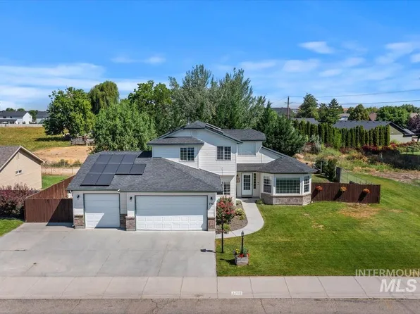 798 W Woodbury Dr, Meridian, ID 83646