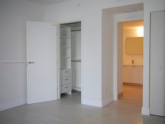 5th image of 1300 Brickell Bay Dr APT 1106