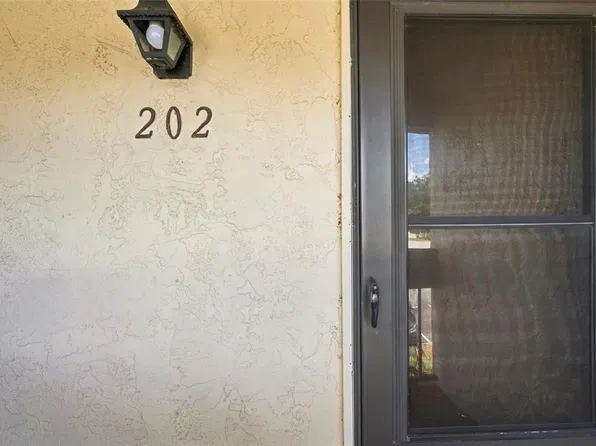 2400 WINDING CREEK BOULEVARD #3-202, CLEARWATER, FL 33761