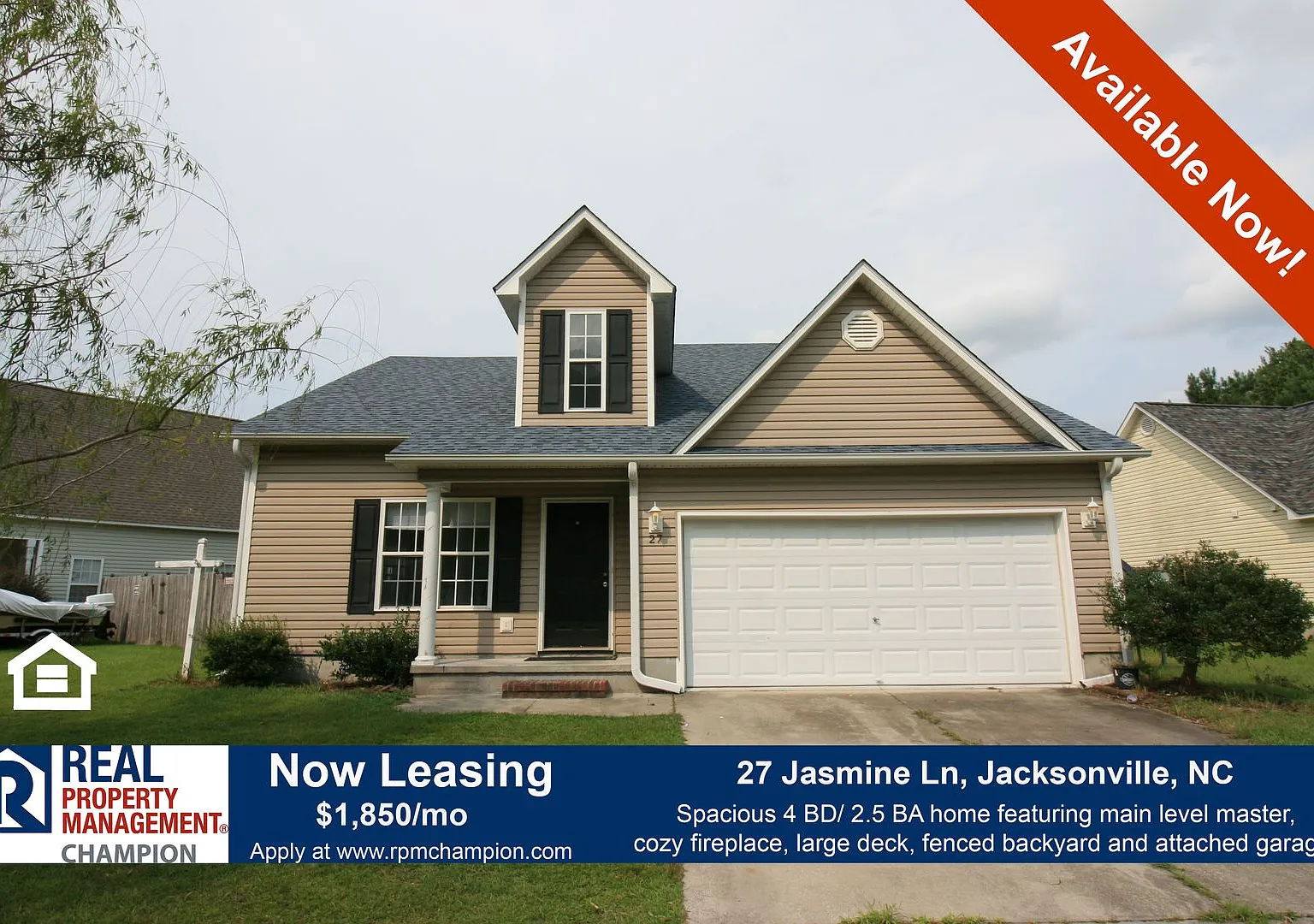 Move-In Ready 4 BD/2.5 BA Near Camp Lejeune w/Fenced Yard and Attached Garage — Photo 1