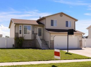 3835 W 4750 S, Roy, UT 84067