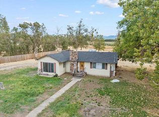 629 Gibbon Rd, Central Point, OR 97502