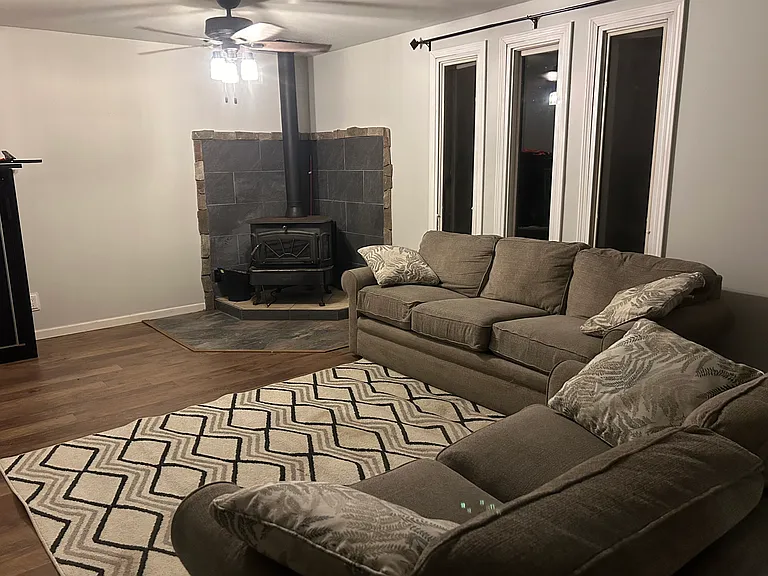 5967 Mount View Rd — Photo 3