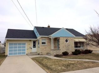 1930 29th St, Two Rivers, WI 54241