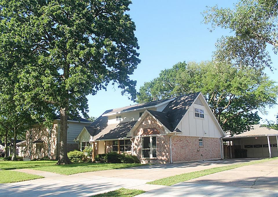 1st image of 13811 Vinehill Dr