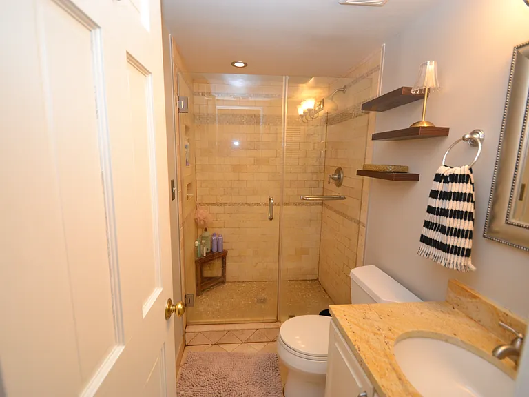 Main Floor Full Bathroom