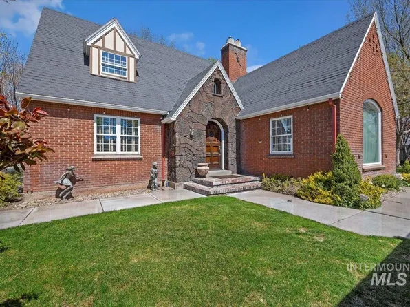 102 Fillmore St, Twin Falls, ID 83301