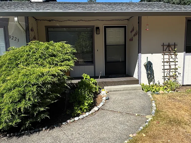 8223-8225 42nd Street Ct W — Photo 2