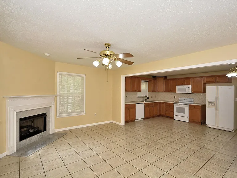 17211721 Maralyn Dr — Photo 15