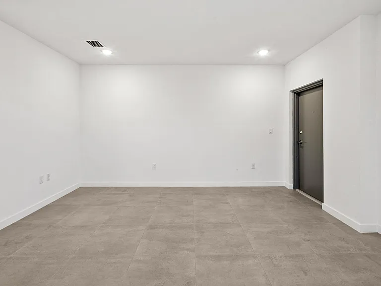 1295 W 69th St #203 — Photo 3