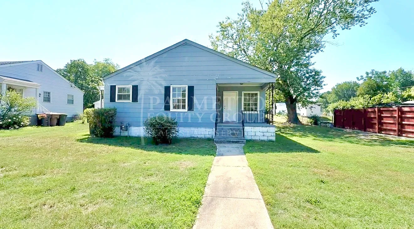 2 bed, $1,275 — Photo 1