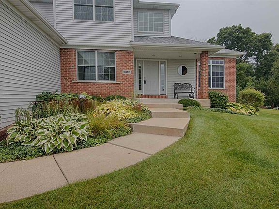 2nd image of 6610 Rolling Hedge Ln