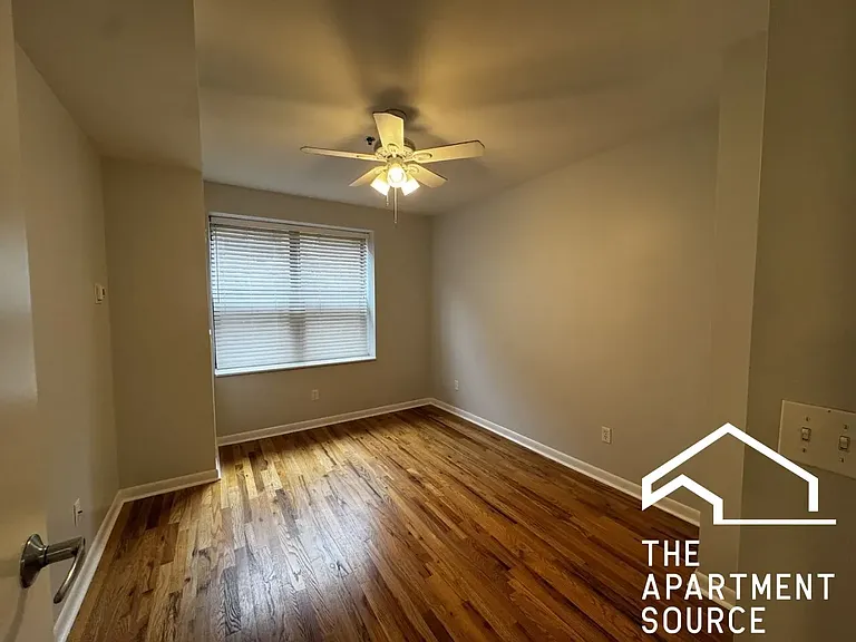 1467 W Fargo Ave #303 — Photo 7