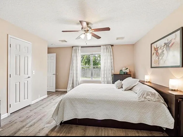 21122 Barker Canyon Ln — Photo 9