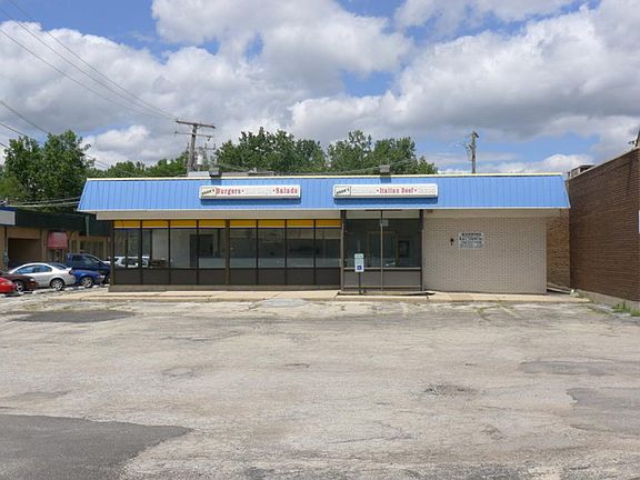 3rd image of 5220 159th St