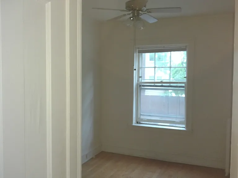 2631 W Ainslie St #1 — Photo 7