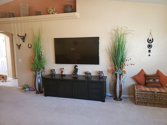 5th image of 2765 Bamboo Dr