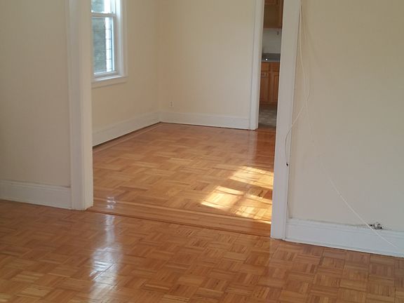 2nd image of 5780 Mosholu Ave