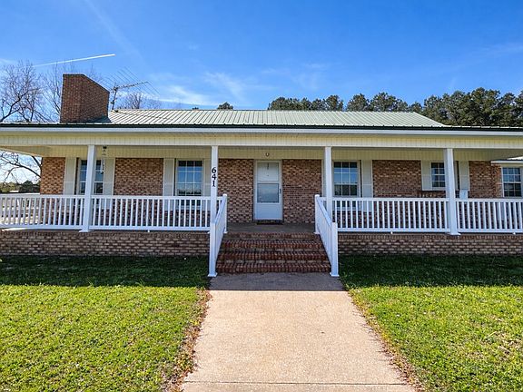3rd image of 641 Mayhaw Rd