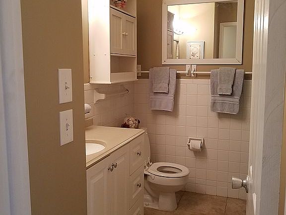 5th image of 7704 W Powhatan Ave