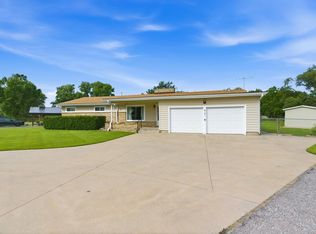 6101 S Ellis Ave, Wichita, KS 67216