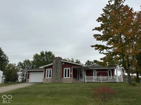 210 Hillside Dr, Hartford City, IN 47348