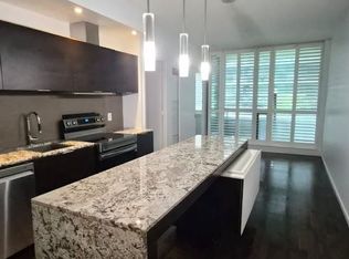 8 Charlotte St Unit 313, Toronto, ON M5V 0K4