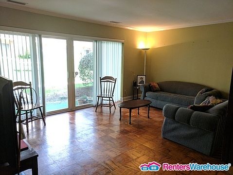 5th image of 3229 University Blvd W APT T1