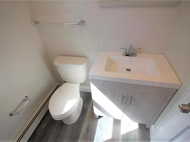 14 Benson St — Photo 6