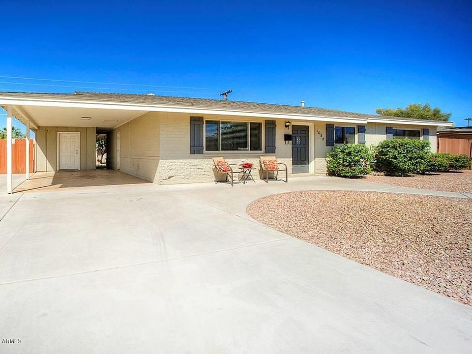 1st image of 1032 N 74th Pl