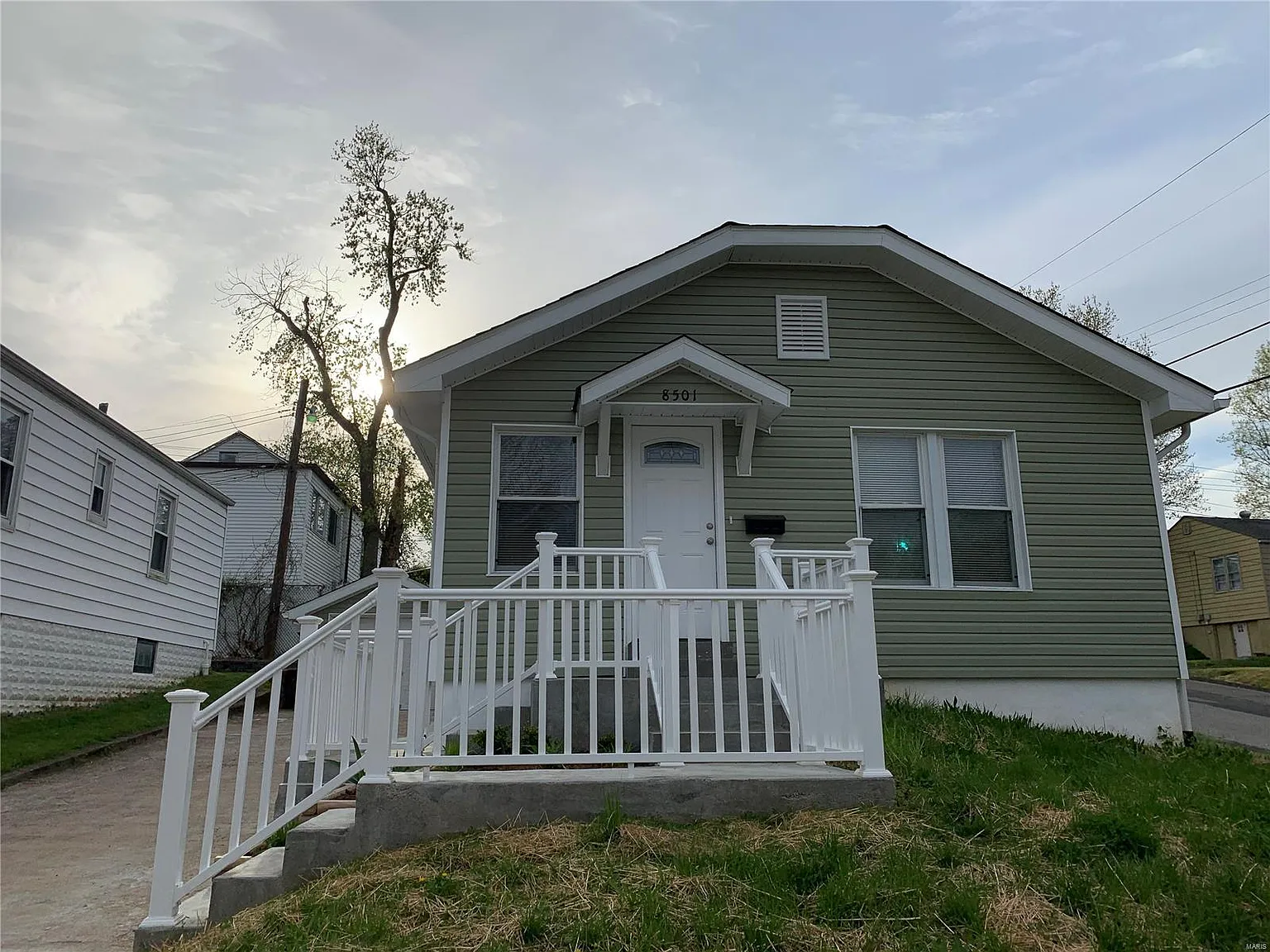 8501 Philo Ave photo 1