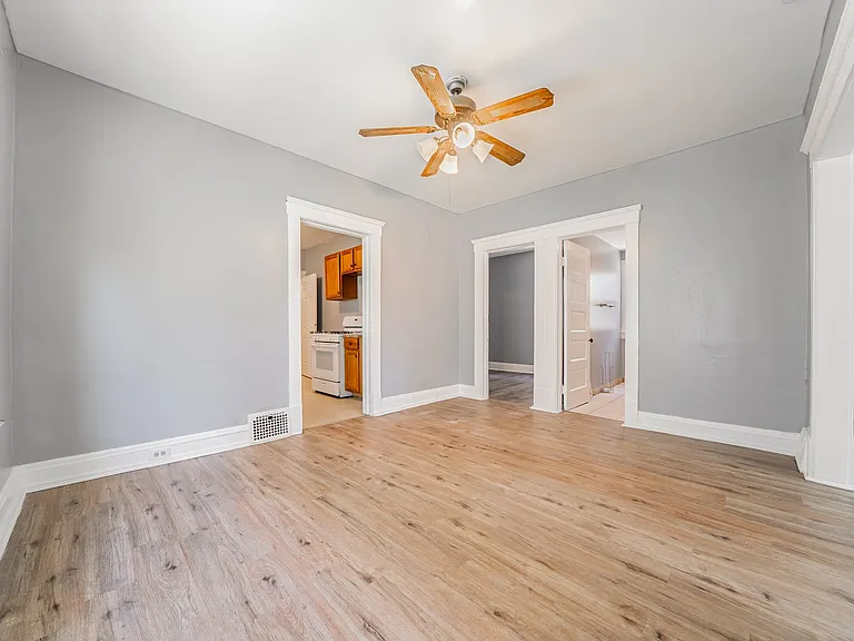 3456 W 65th St — Photo 100