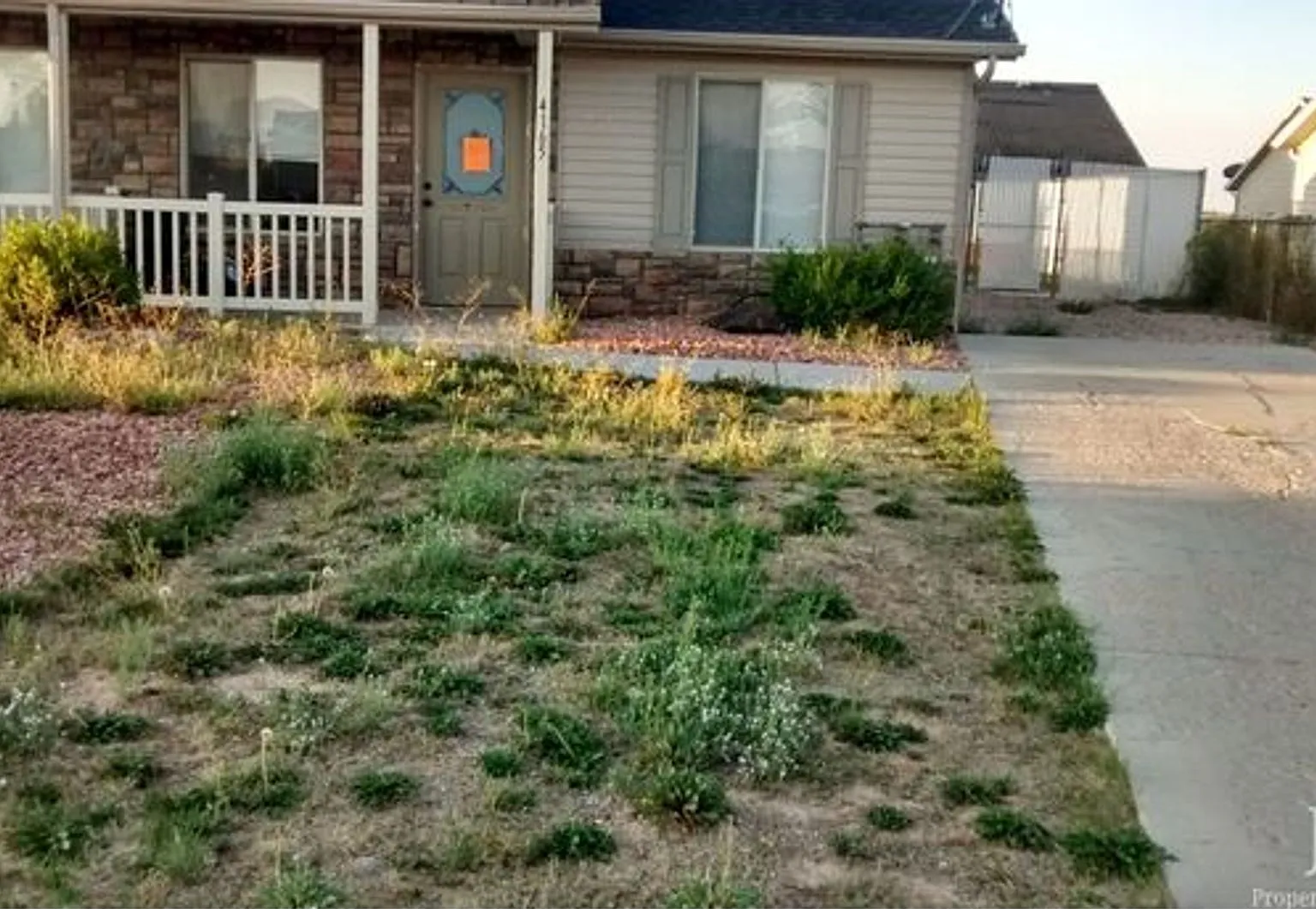 Duplex near Iron Springs Elementary — Photo 3