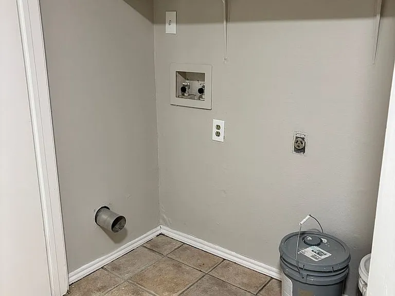 104 Glade Shadow Dr — Photo 10